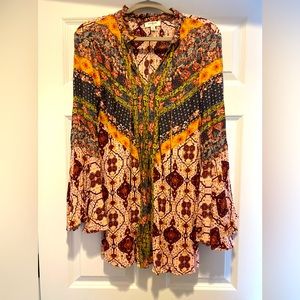 Ladies Umgee tunic / dress size medium blue red yellow light pink long sleeve